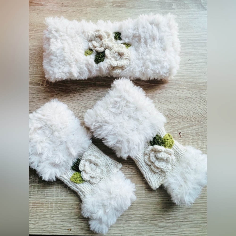gloves and hand-woven headband, 100% cotton unique in its color and design